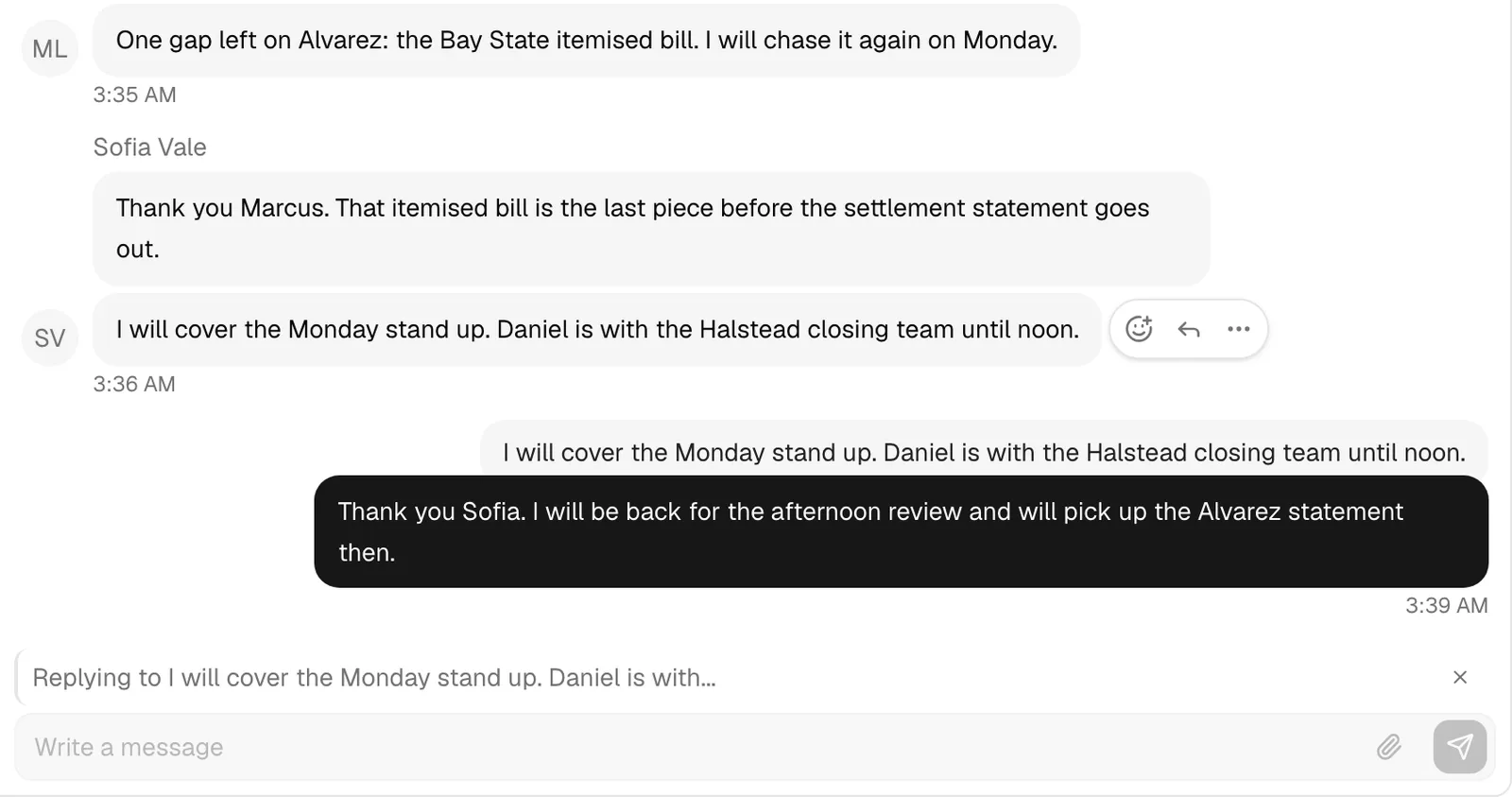 The message box with a reply preview bar above it, and a sent message showing the quoted original above the reply.